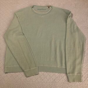 Tommy Bahama silk blend v neck sweater. Size XL. Mint green.